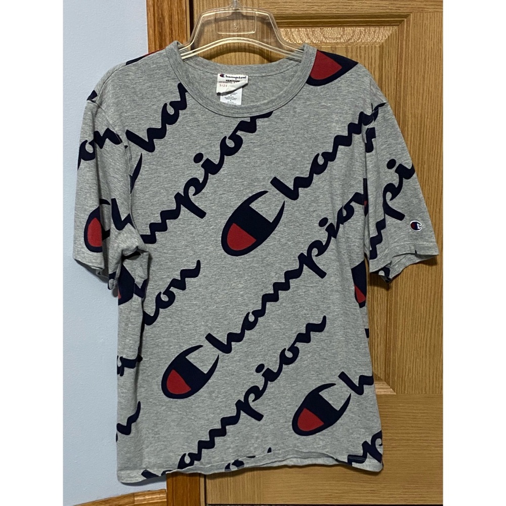 Champion logo tee